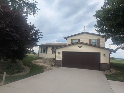 2106 East Trailside Dr N, Mahomet, IL, 61853