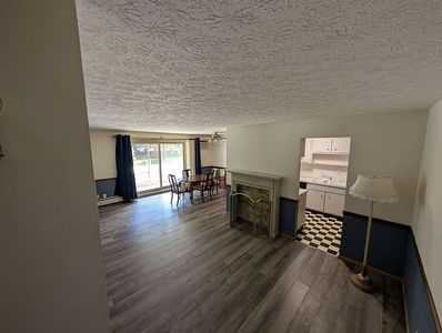 521 Tollis Pkwy, Broadview Heights, OH, 44147