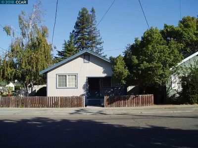 401 F St, Martinez, CA, 94553
