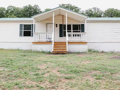 5839 Tokio Rd, West, TX, 76691