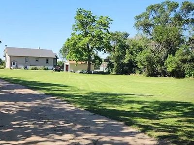 1220 Ave V, Sterling, KS, 67579