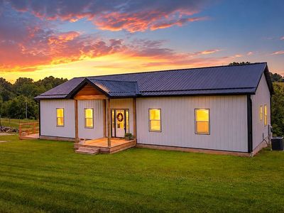2244 N Parmiter Rd, McConnelsville, OH, 43756