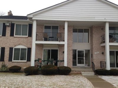 13900 Camelot Dr, Sterling Heights, MI, 48312