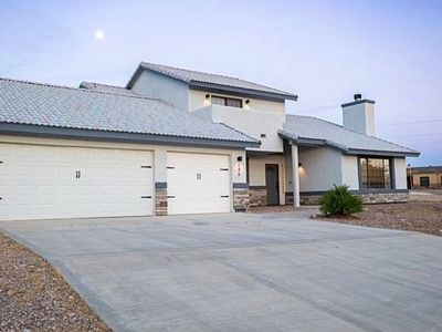 846 Indian Head Dr, Bullhead City, AZ, 86429