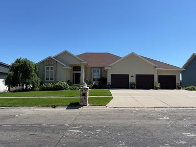 3317 Golf View Dr, Norfolk, NE, 68701