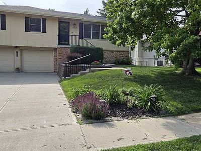 8318 S 49th St, Omaha, NE, 68157
