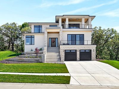 22603 Sanctuary Ridge Dr, Elkhorn, NE, 68022
