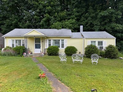 72 Nichols Ave, Fairfield, CT, 06825