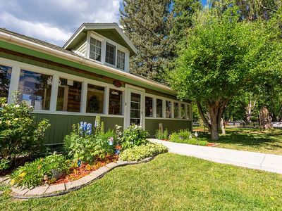 516 4th St, Paonia, CO, 81428