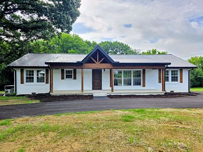 2464 Hwy 43 S, Leoma, TN, 38468