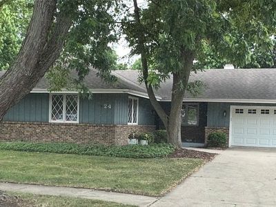 24 Briargate Cir, Sugar Grove, IL, 60554