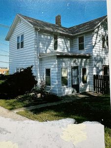 613 10th St, Sioux City, IA, 51105