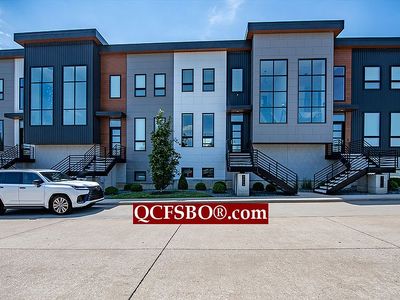 3259 Palmer Hills Ct, Bettendorf, IA, 52722