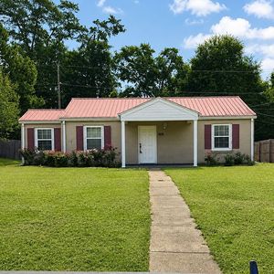 112 Forest Ave, Enterprise, AL, 36330