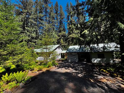 64725 E Barlow Trail Rd, Rhododendron, OR, 97049