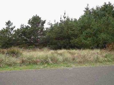Ocean Dr, Warrenton, OR, 97146