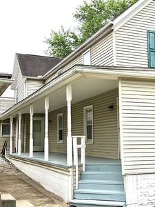 210 W 3rd St, Uhrichsville, OH, 44683