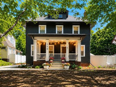 115 S 50th St, Omaha, NE, 68132