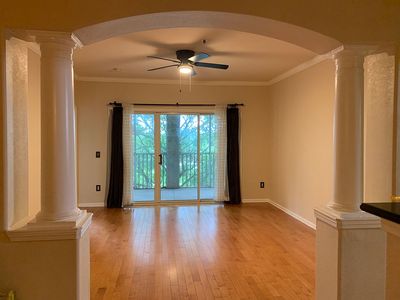 8290 Gate Pkwy W, Jacksonville, FL, 32216