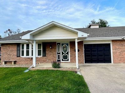 87 N Ave C, Canton, IL, 61520