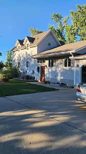 311 W Spruce St, Beresford, SD, 57004