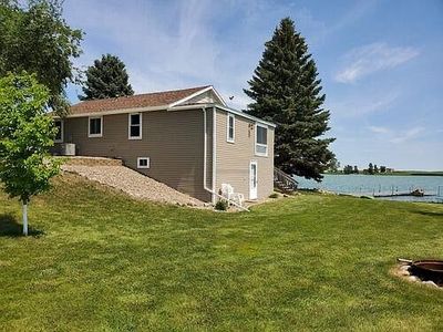100 Shoreline Dr S, Dawson, ND, 58428
