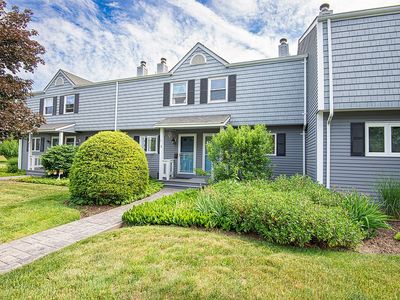 21 Sterling Dr, Tiverton, RI, 02878