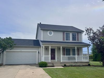 1057 Sparrow Ln, Bowling Green, OH, 43402