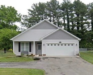 5572 Hollins Rd, Roanoke, VA, 24019