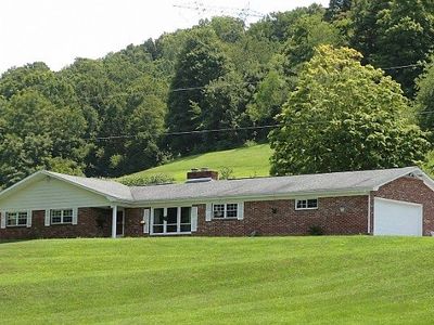 651 Mitchell Valley Dr, Marion, VA, 24354