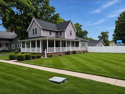 707 N Center St, Tuscola, IL, 61953