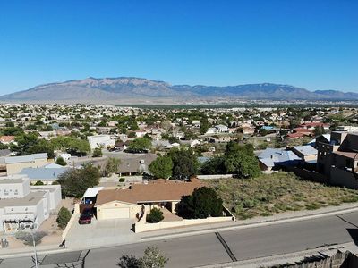 10608 Dover St NW, Albuquerque, NM, 87114