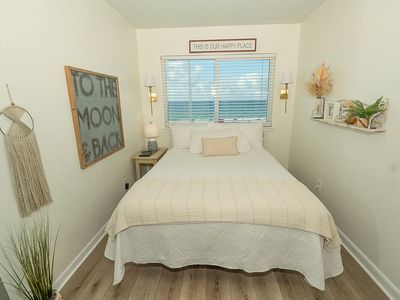 421 E Beach Blvd, Gulf Shores, AL, 36542