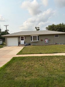306 2nd St, Armour, SD, 57313