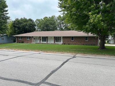976 W 15th St, Wahoo, NE, 68066