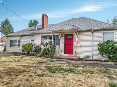 16523 SE Clinton St, Portland, OR, 97236
