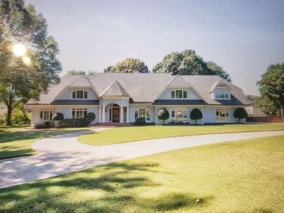 8975 Bridge Forest Dr, Memphis, TN, 38138