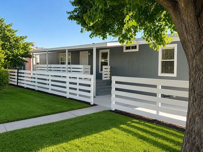 5815 E La Palma Ave, Anaheim, CA, 92807