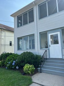 27 Vincent St, West Hartford, CT, 06119