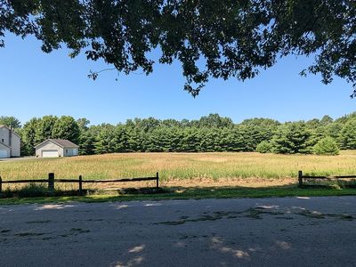 2 Sand Rd, Colchester, VT, 05446