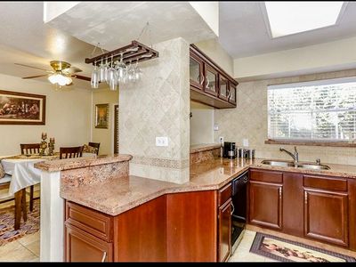 10183 Beekman Pl Dr, Houston, TX, 77043
