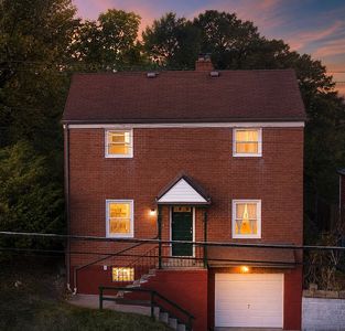 1411 Brinton Rd, Pittsburgh, PA, 15221