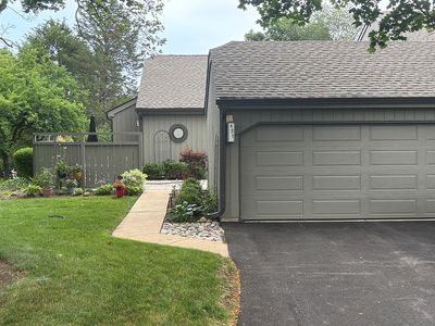 421 N Shoreline Rd, Lake Barrington, IL, 60010
