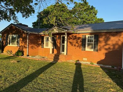 2493 KY-492, Morganfield, KY, 42437