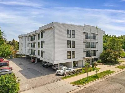 925 30th Ave S, Minneapolis, MN, 55406