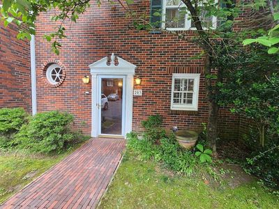203 Cambridge Pl Dr, Little Rock, AR, 72227