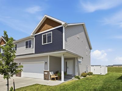 2175 Allison Ln W, West Fargo, ND, 58078