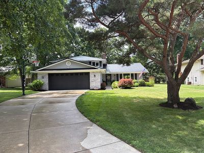 1980 Salem Pkwy, Westlake, OH, 44145