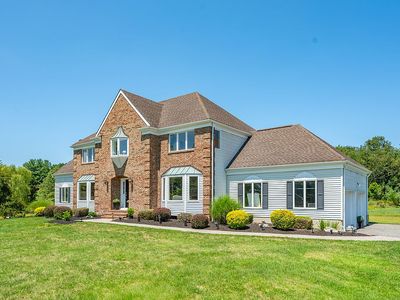 103 Briar Way, Branchburg, NJ, 08853