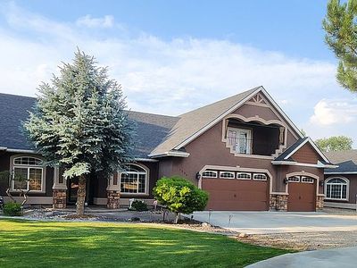 1324 E Lewis Ln, Nampa, ID, 83686